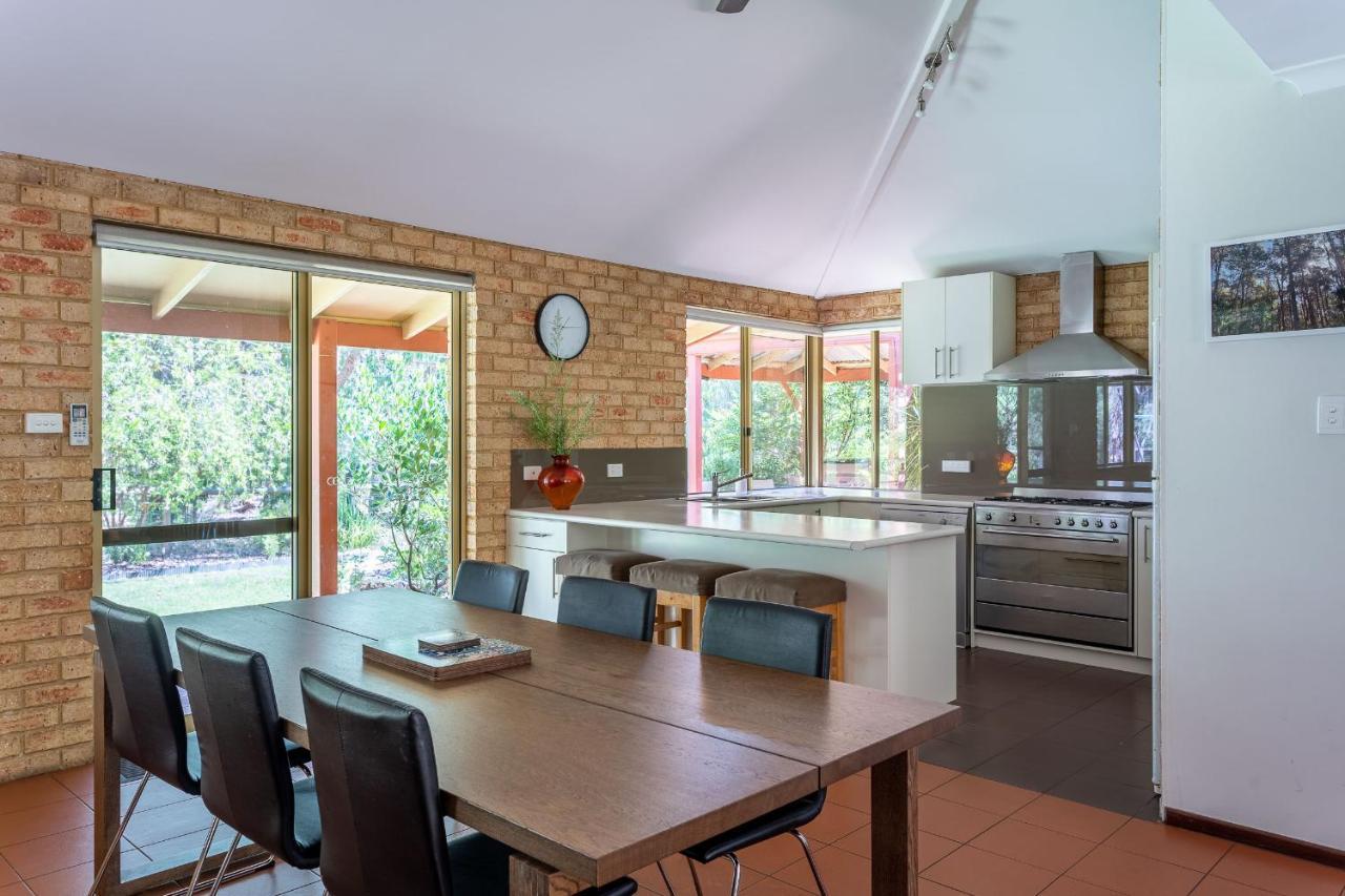Mansfield Retreat - In Town - Margaret River Ngoại thất bức ảnh